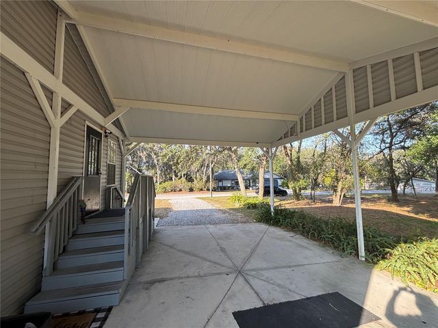 16788 SE 69TH LANE, Ocklawaha, FL 32179