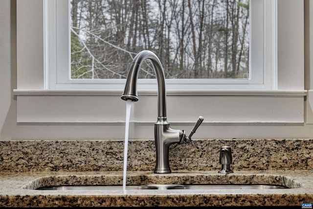 340 MANCHESTER RD, Bumpass, VA 23024