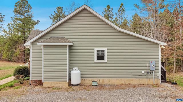 340 MANCHESTER RD, Bumpass, VA 23024