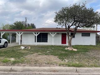 1101 W Siesta Drive, Edinburg, TX 78539