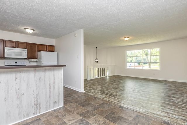 790 E Dillman Road, Bloomington, IN 47401