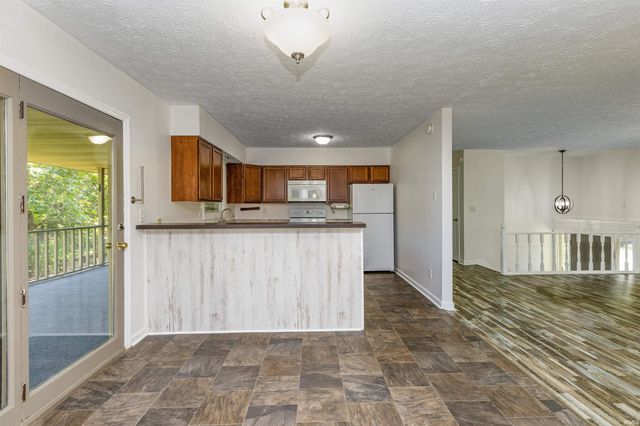 790 E Dillman Road, Bloomington, IN 47401