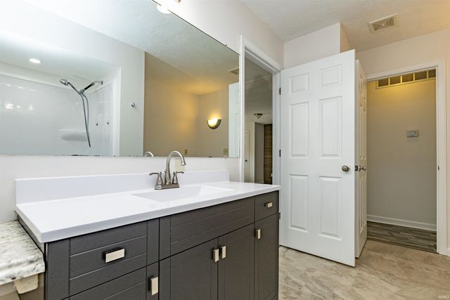 790 E Dillman Road, Bloomington, IN 47401