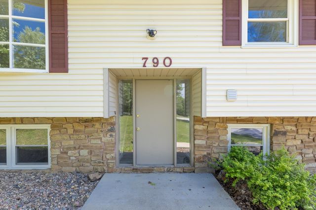 790 E Dillman Road, Bloomington, IN 47401