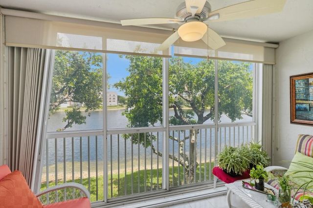 7440 TRENT Drive 209, Tamarac, FL 33321
