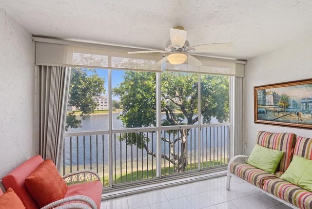 7440 TRENT Drive 209, Tamarac, FL 33321
