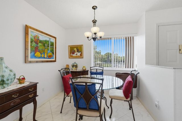 7440 TRENT Drive 209, Tamarac, FL 33321