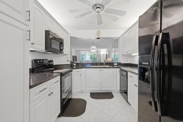 7440 TRENT Drive 209, Tamarac, FL 33321
