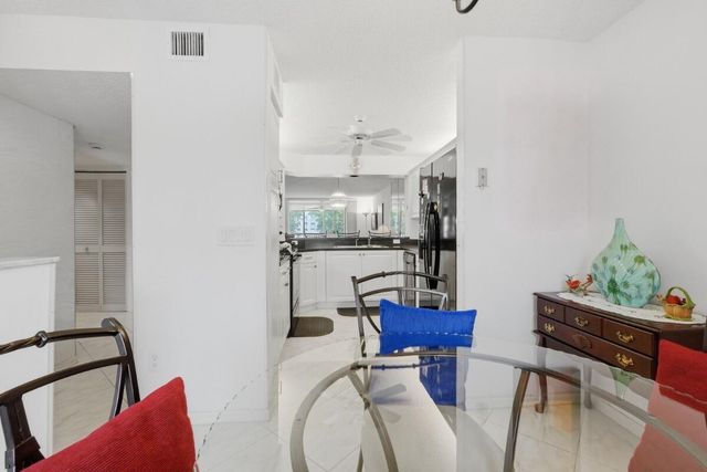 7440 TRENT Drive 209, Tamarac, FL 33321