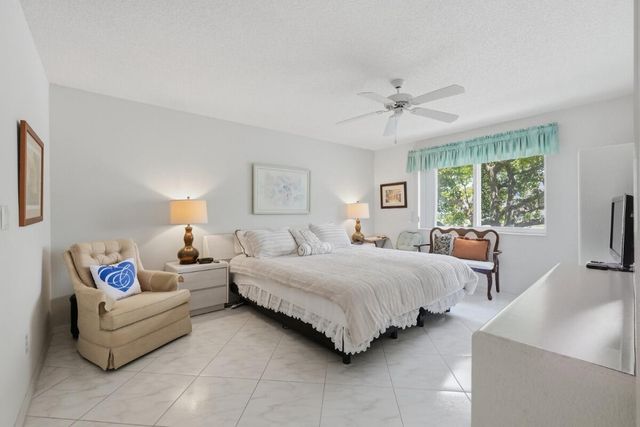7440 TRENT Drive 209, Tamarac, FL 33321
