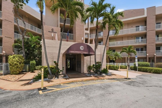 7440 TRENT Drive 209, Tamarac, FL 33321
