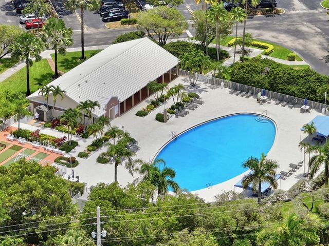 7440 TRENT Drive 209, Tamarac, FL 33321