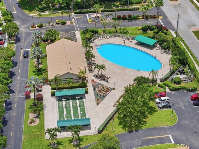 7440 TRENT Drive 209, Tamarac, FL 33321