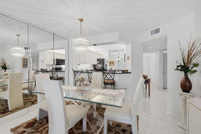 7440 TRENT Drive 209, Tamarac, FL 33321