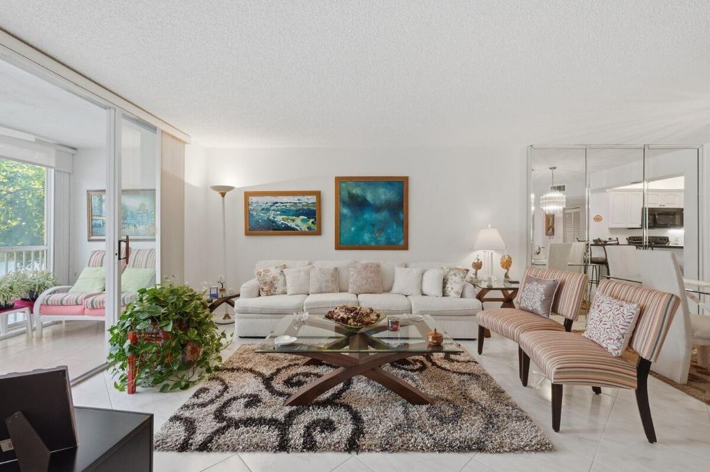 7440 TRENT Drive 209, Tamarac, FL 33321