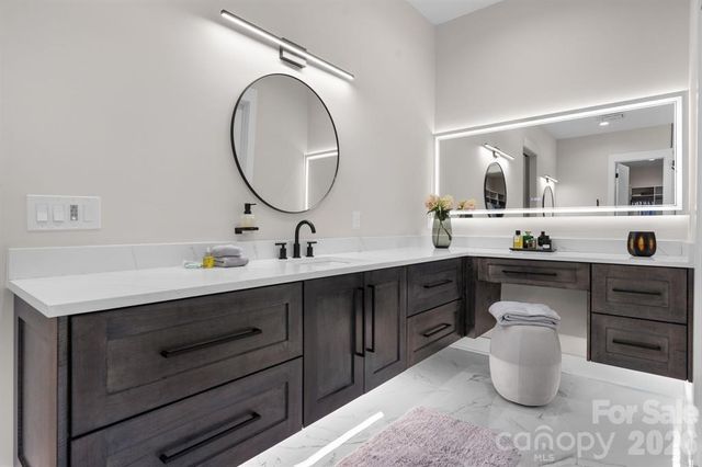 8527 Fieldstone Drive, Terrell, NC 28682