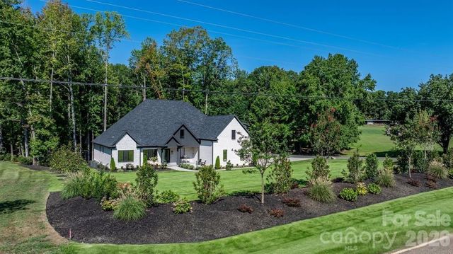 8527 Fieldstone Drive, Terrell, NC 28682