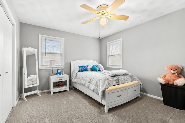 733 Chadds Ford Way, Oshtemo Twp, MI 49009