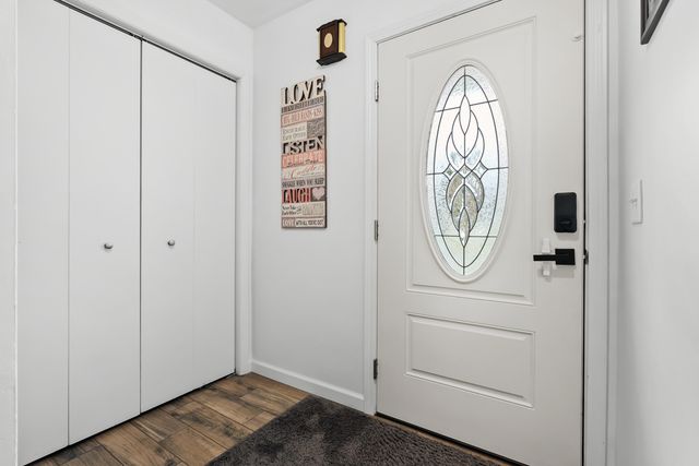 733 Chadds Ford Way, Oshtemo Twp, MI 49009