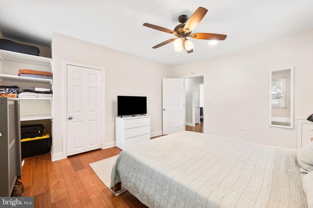 4230 EDSON PL NE, Washington, DC 20019