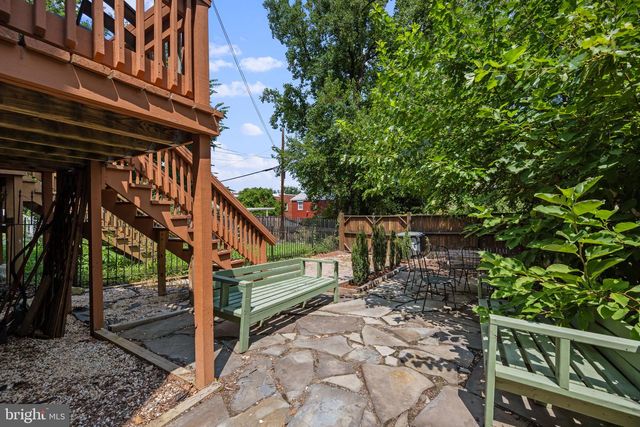 4230 EDSON PL NE, Washington, DC 20019