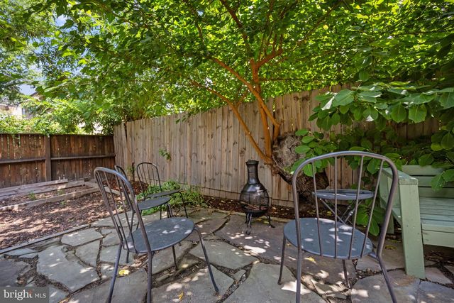 4230 EDSON PL NE, Washington, DC 20019