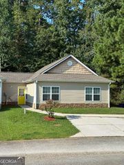 281 Northwinds Boulevard B-3, Carrollton, GA 30117