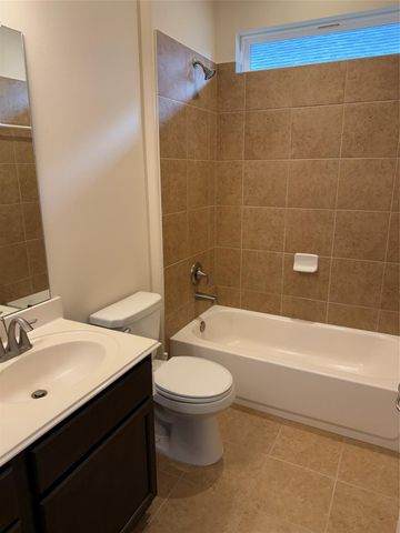 220 Brookwood Park Lane, League City, TX 77539