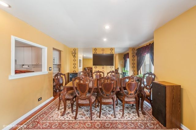 532 Hummingbird Lane, Deerfield, IL 60015