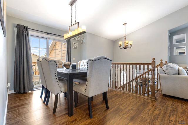 4419 THREE RIVERS DR, Rapid City, SD 57701