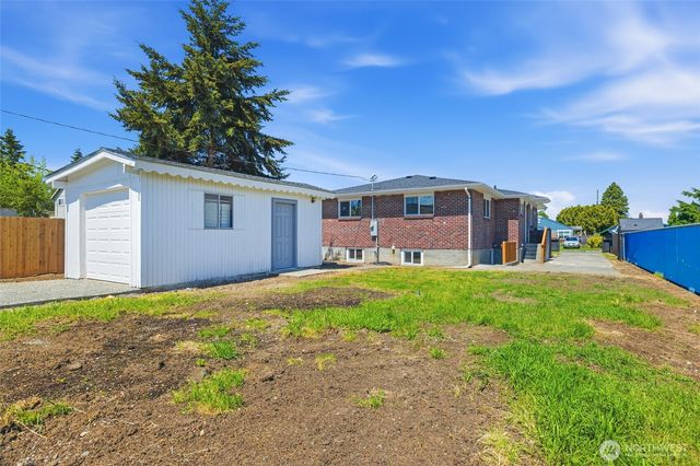 922 E 63rd Street, Tacoma, WA 98404