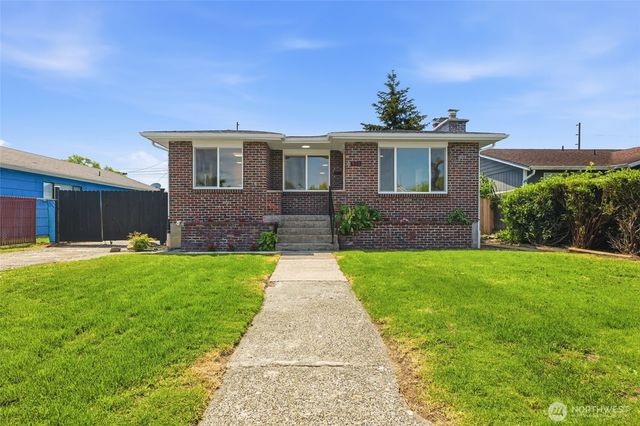 922 E 63rd Street, Tacoma, WA 98404