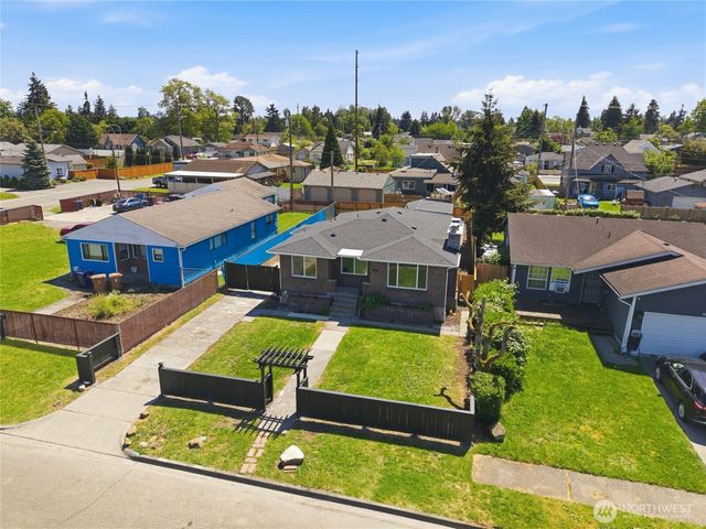 922 E 63rd Street, Tacoma, WA 98404