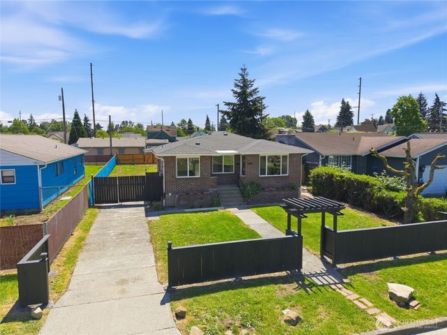 922 E 63rd Street, Tacoma, WA 98404