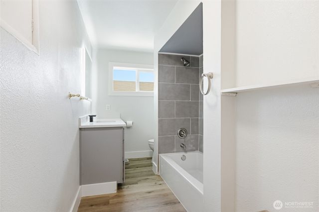 922 E 63rd Street, Tacoma, WA 98404
