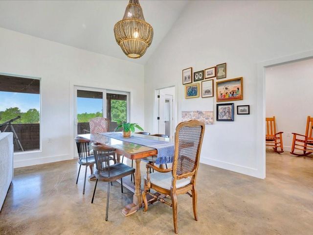 664 County Road 3355, Crockett, TX 75835