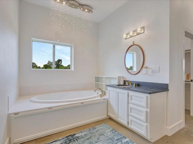 664 County Road 3355, Crockett, TX 75835