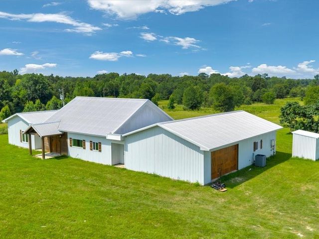 664 County Road 3355, Crockett, TX 75835