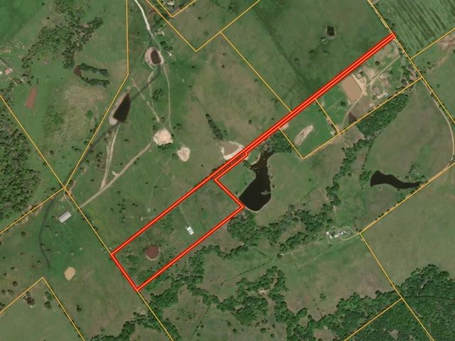 664 County Road 3355, Crockett, TX 75835