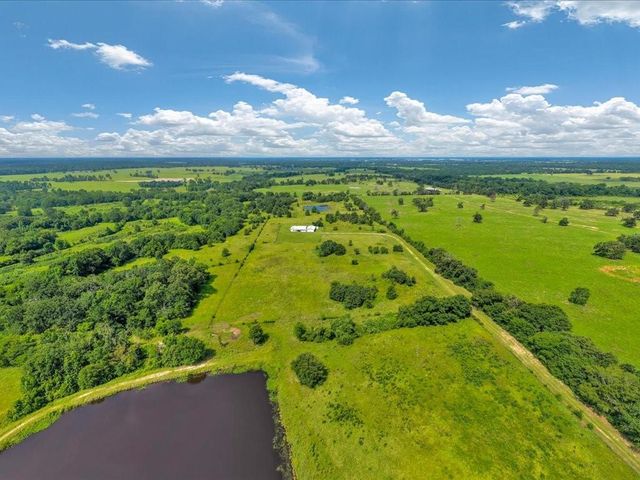 664 County Road 3355, Crockett, TX 75835