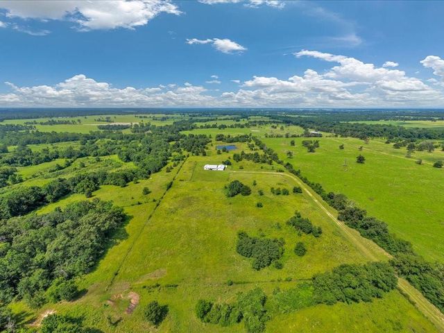664 County Road 3355, Crockett, TX 75835