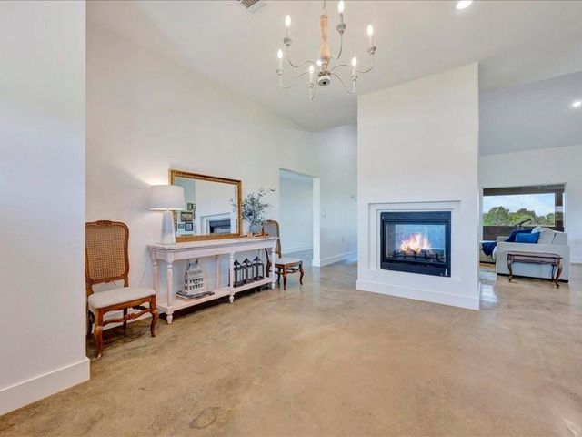 664 County Road 3355, Crockett, TX 75835