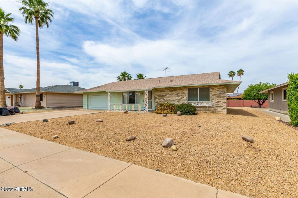 13218 W JADESTONE Drive, Sun City West, AZ 85375