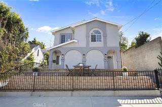 422 Parkman, Los Angeles, CA 90026