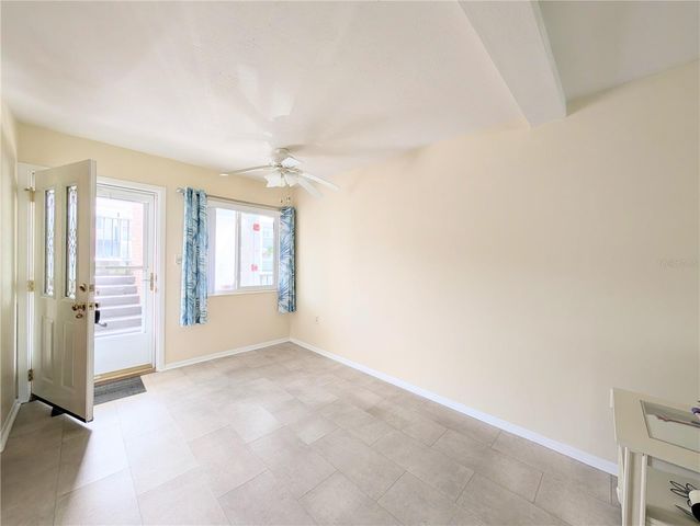 5896 GARDEN LANE A27, Bradenton, FL 34207