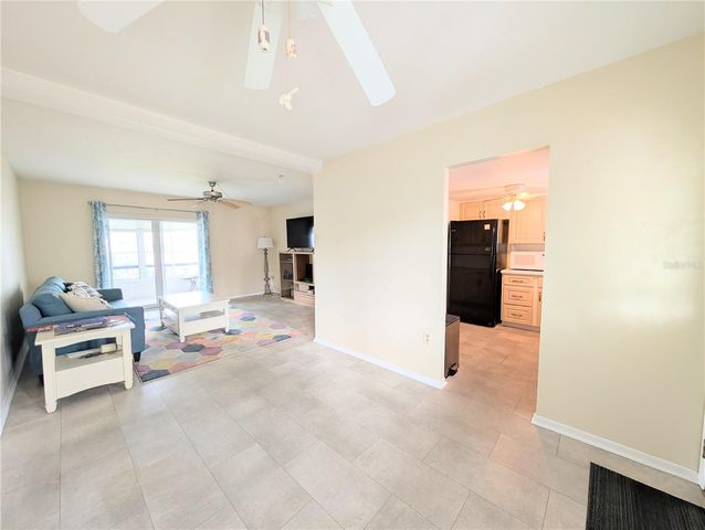 5896 GARDEN LANE A27, Bradenton, FL 34207