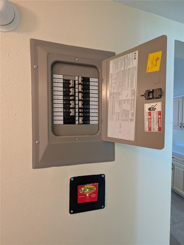 5896 GARDEN LANE A27, Bradenton, FL 34207