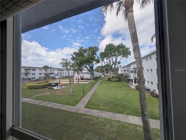 5896 GARDEN LANE A27, Bradenton, FL 34207