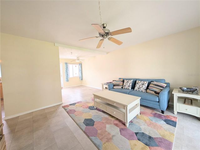 5896 GARDEN LANE A27, Bradenton, FL 34207