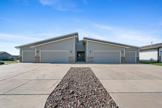 5281 N Toben Ct, Wichita, KS 67226